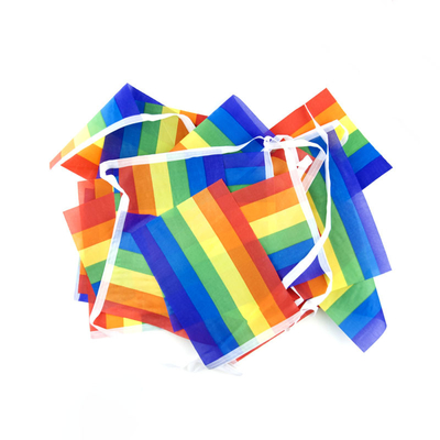 三角形の屋外のための正方形の長方形LGBTの旗100ポリエステル材料