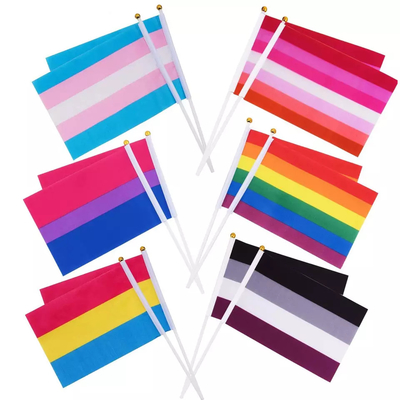 印刷された手持ち型の進歩の自尊心の旗防水LGBTの虹の旗