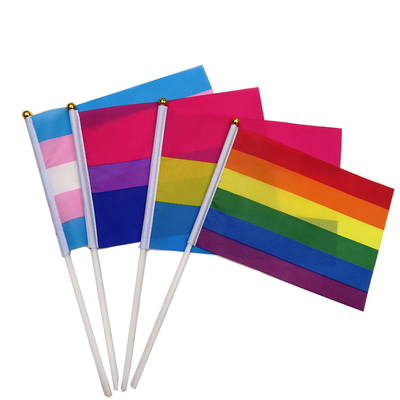 Hotsale LGBT手のFalgs 100Dポリエステルによって個人化される手の振る旗
